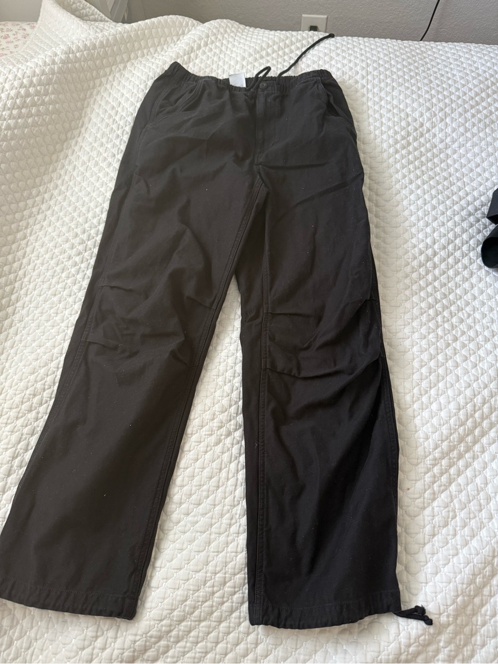 Aritzia TNA Black Women's Drawstring cargo Pants